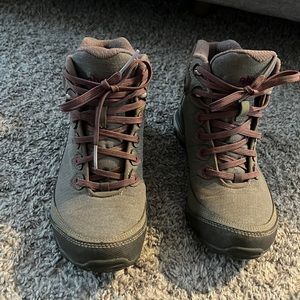 Ahnu women’s hiking boots